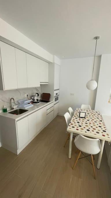 Apartamento Hispalis Plaza Cristo De Burgos Sevilla Exterior foto